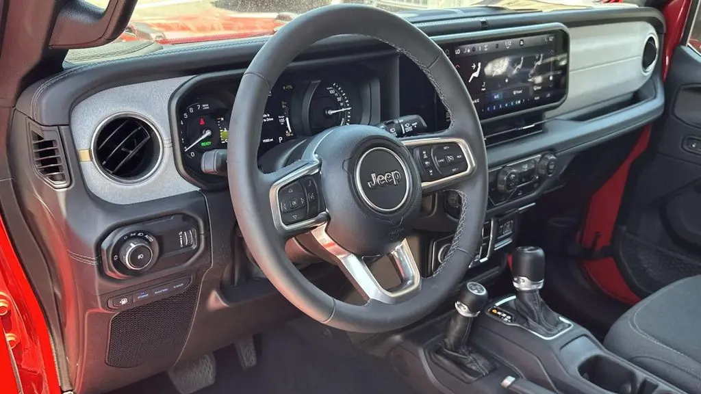 2025 Jeep Wrangler Sahara 4xe