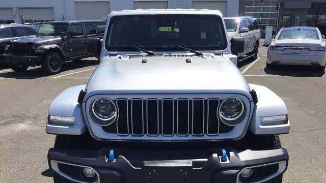 2024 Jeep Wrangler Sahara 4xe