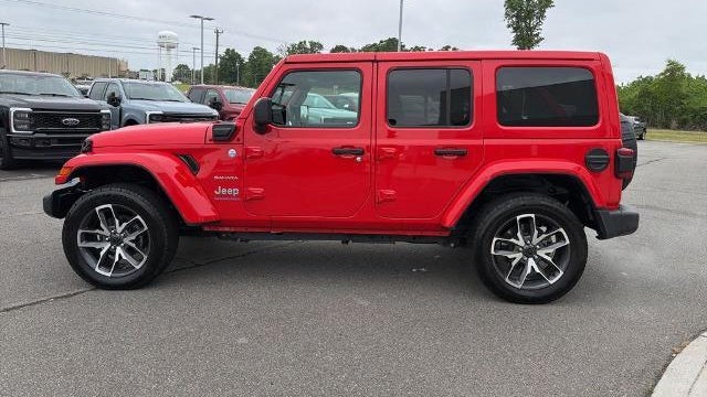 2024 Jeep Wrangler Sahara 4xe