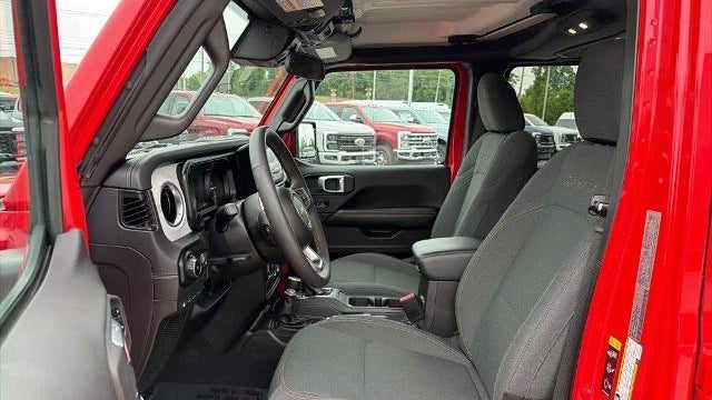 2024 Jeep Wrangler Sahara 4xe