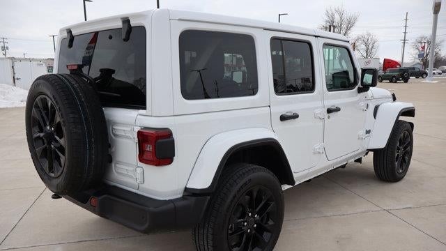 2025 Jeep Wrangler Sahara 4xe