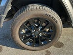 2025 Wrangler Thumbnail 9