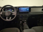 2025 Wrangler Thumbnail 9
