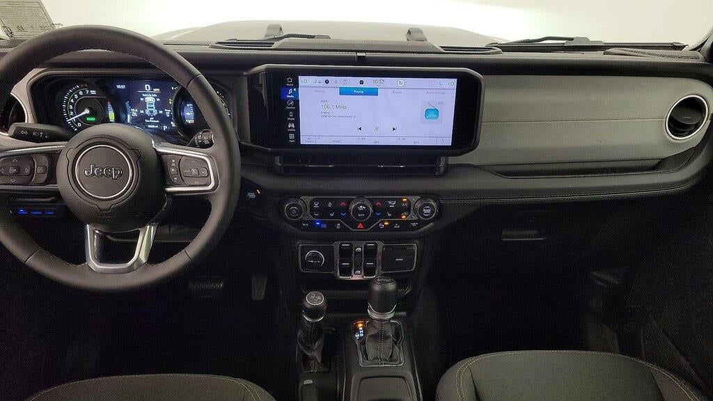 2025 Jeep Wrangler Sahara 4xe
