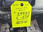 2025 Wrangler Thumbnail 20