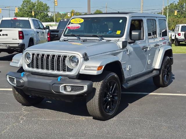 2024 Jeep Wrangler - $32,998