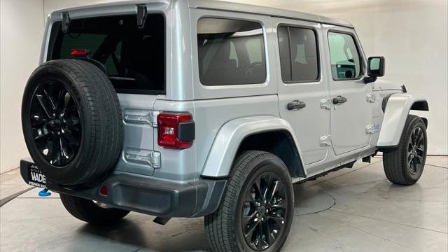 2024 Jeep Wrangler Sahara 4xe