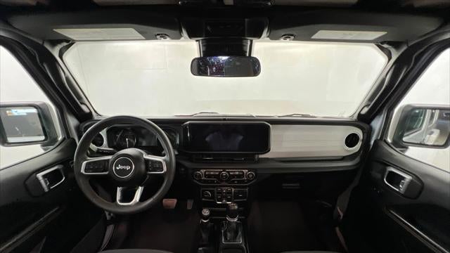 2024 Jeep Wrangler Sahara 4xe