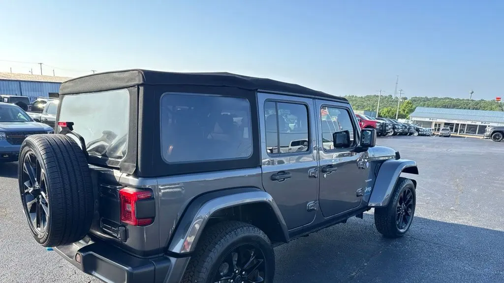 2024 Jeep Wrangler Sahara 4xe