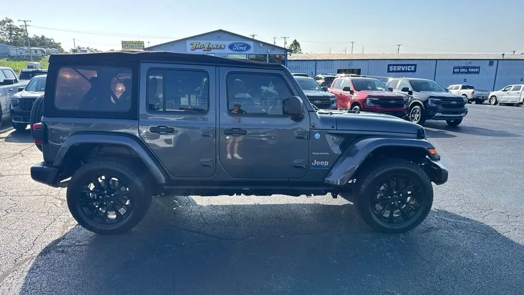 2024 Jeep Wrangler Sahara 4xe