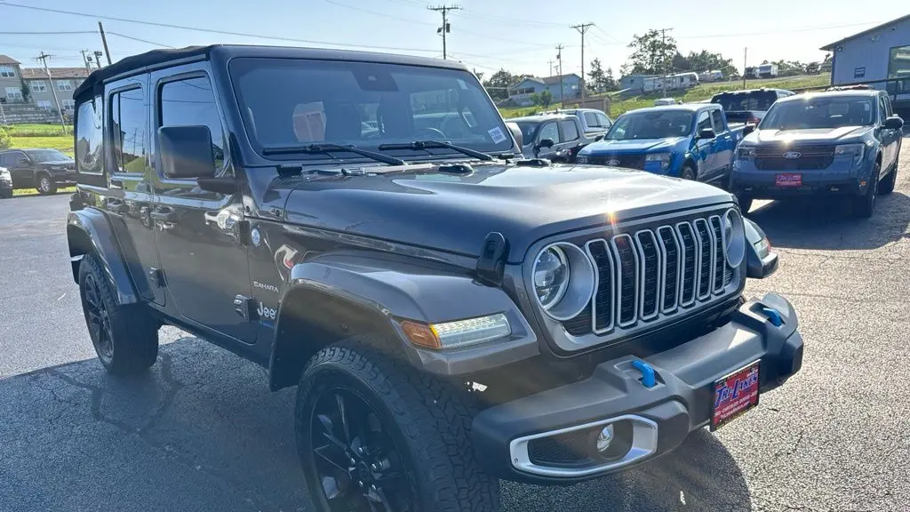 2024 Jeep Wrangler Sahara 4xe