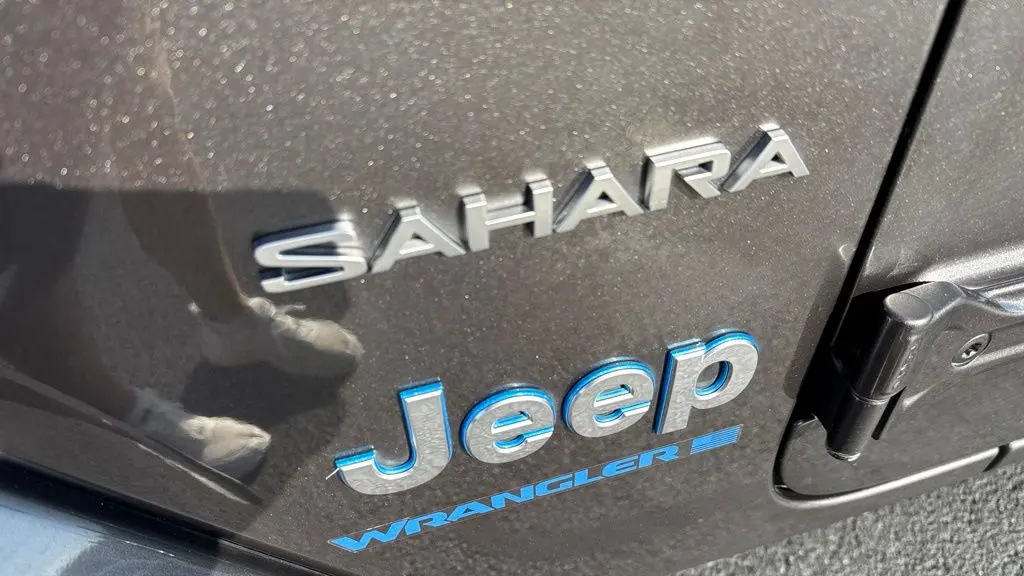 2024 Jeep Wrangler Sahara 4xe