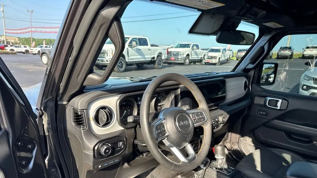 2024 Jeep Wrangler Sahara 4xe