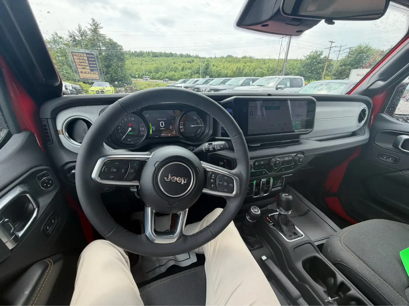 2025 Jeep Wrangler - $29,995