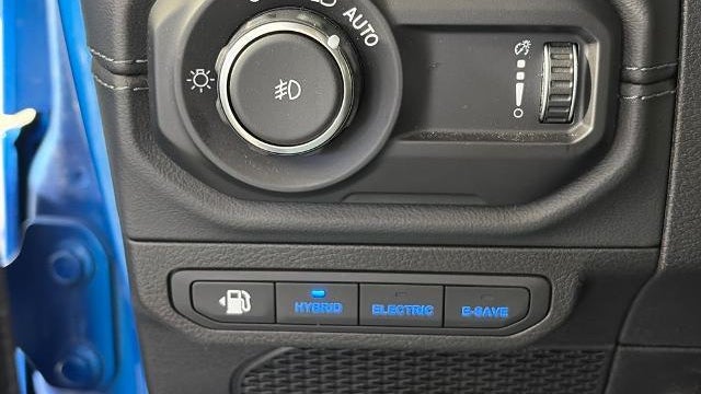 2024 Jeep Wrangler Sahara 4xe