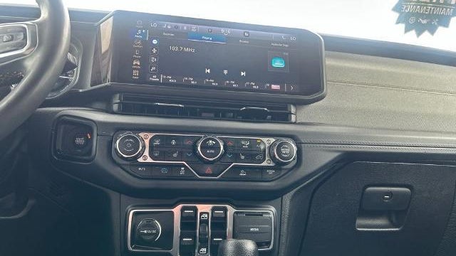 2024 Jeep Wrangler Sahara 4xe