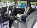 2025 Wrangler Thumbnail 12