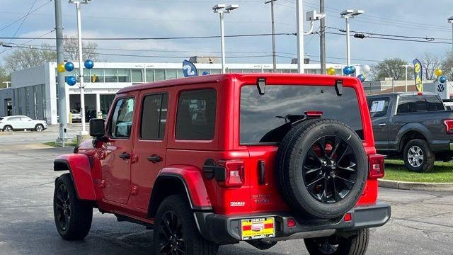 2025 Jeep Wrangler Sahara 4xe