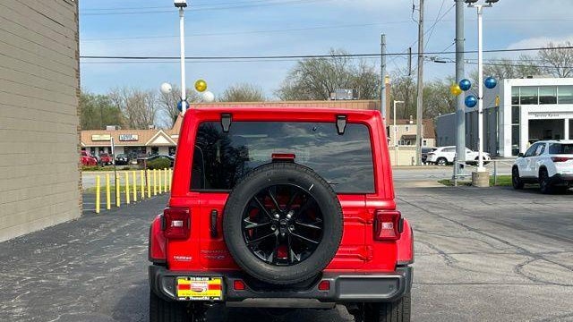 2025 Jeep Wrangler Sahara 4xe