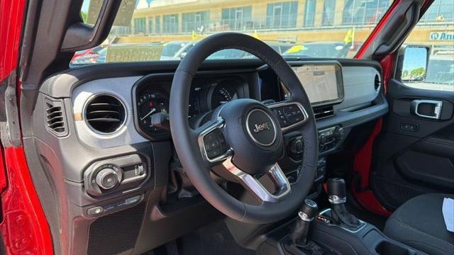 2025 Jeep Wrangler Sahara 4xe