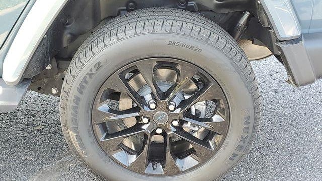 2024 Jeep Wrangler Sahara 4xe