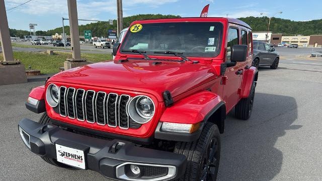 2025 Jeep Wrangler Sahara 4xe