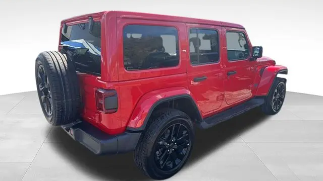 2025 Jeep Wrangler Sahara 4xe