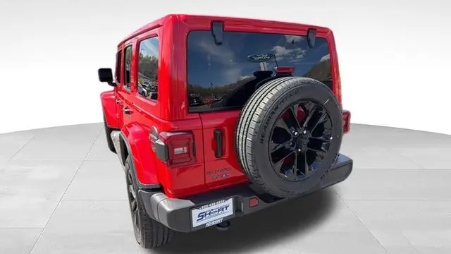 2025 Jeep Wrangler Sahara 4xe