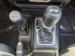 2025 Wrangler Thumbnail 29