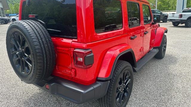 2025 Jeep Wrangler Sahara 4xe
