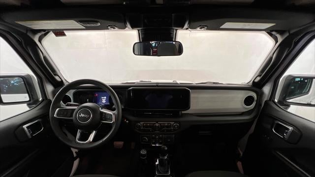 2024 Jeep Wrangler Sahara 4xe