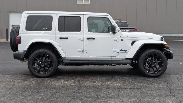 2025 Jeep Wrangler Sahara 4xe