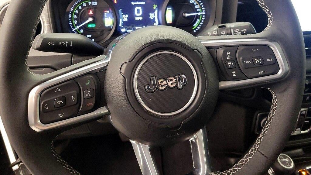 2025 Jeep Wrangler Sahara 4xe