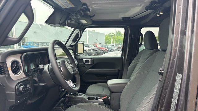 2025 Jeep Wrangler Sahara 4xe