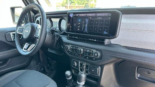 2025 Jeep Wrangler Sahara 4xe