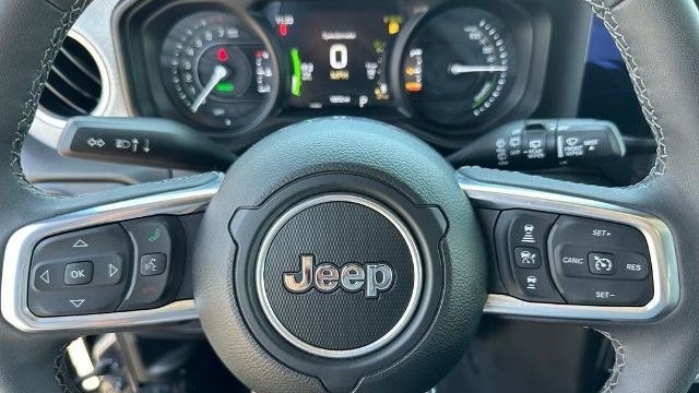 2025 Jeep Wrangler Sahara 4xe