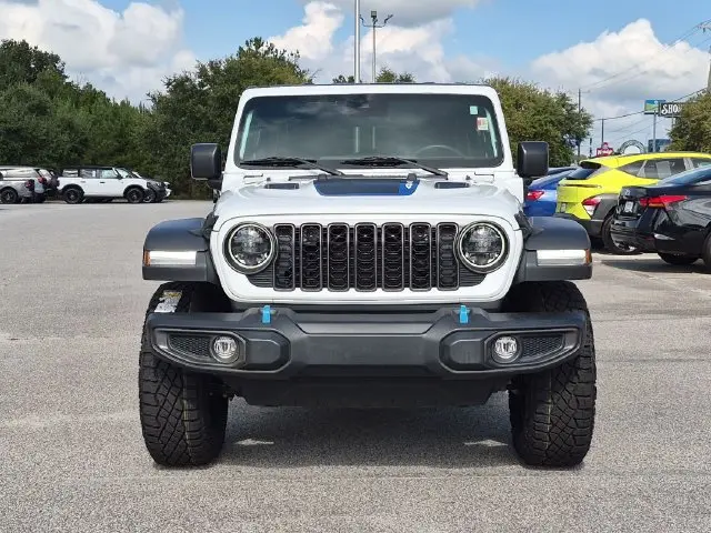 2024 Jeep Wrangler - $25,000