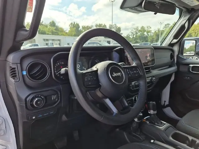 2024 Jeep Wrangler - $25,000