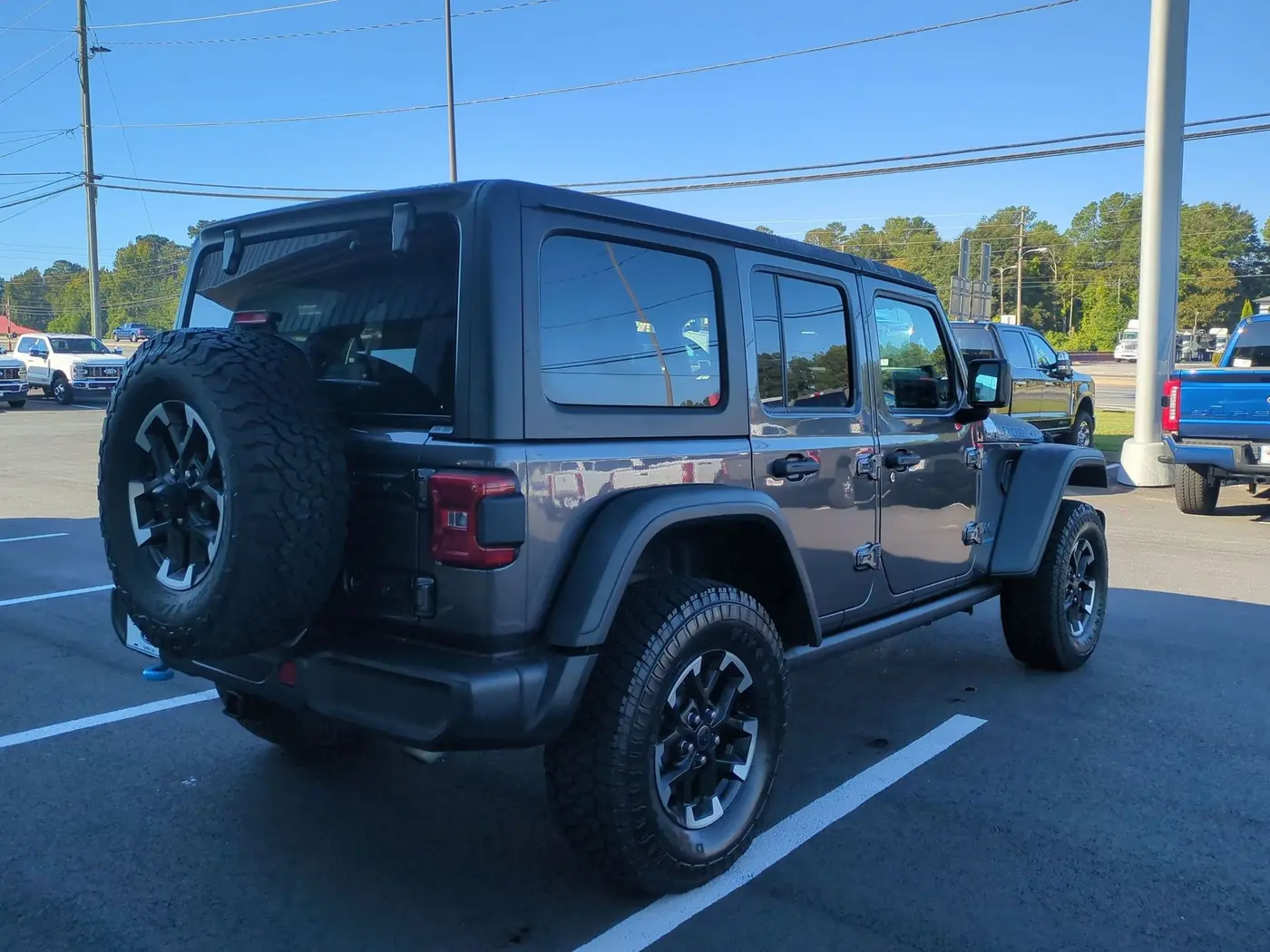 2024 Jeep Wrangler - $30,202