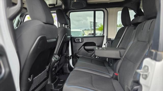 2025 Jeep Wrangler Rubicon 4xe