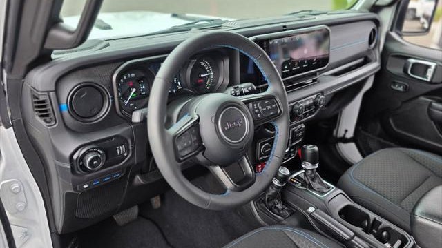2025 Jeep Wrangler Rubicon 4xe