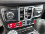 2025 Wrangler Thumbnail 32