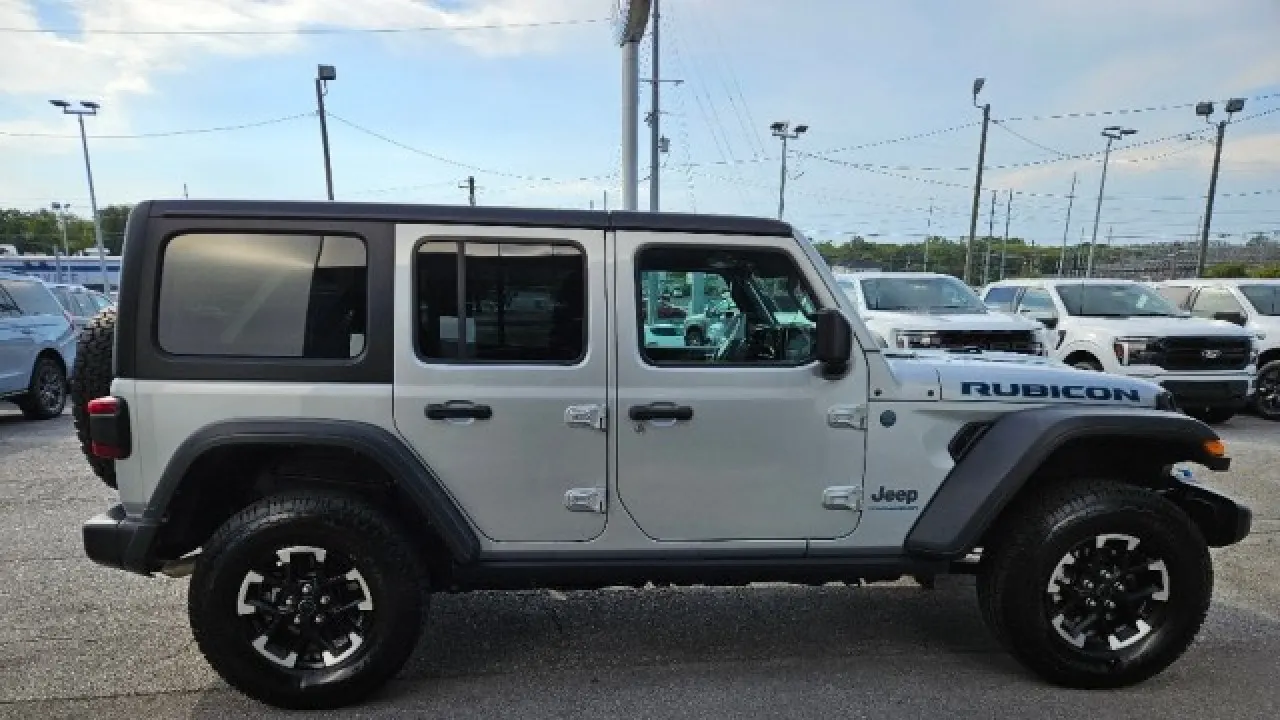 2024 Jeep Wrangler Rubicon 4xe