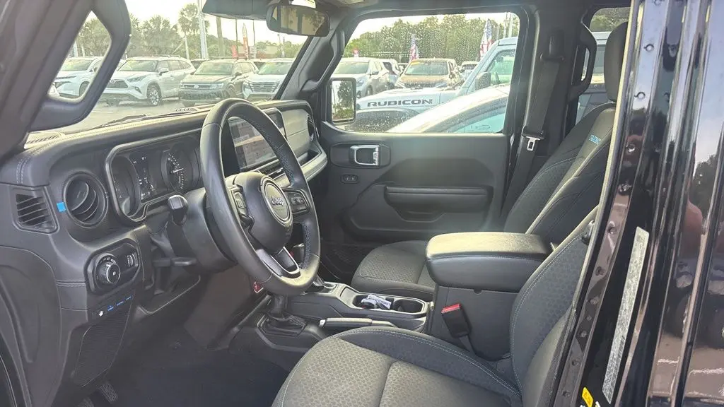 2024 Jeep Wrangler Rubicon 4xe
