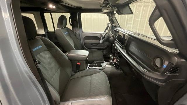 2025 Jeep Wrangler Rubicon 4xe