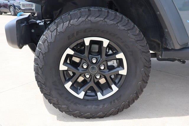 2025 Jeep Wrangler - $37,990