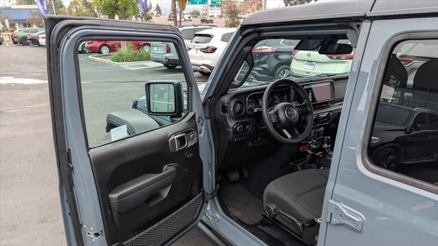 2025 Jeep Wrangler Rubicon 4xe