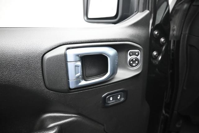 2024 Jeep Wrangler - $29,585