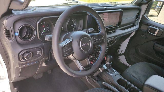 2025 Jeep Wrangler Rubicon 4xe