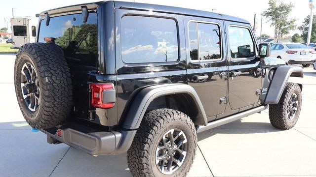 2025 Jeep Wrangler Rubicon 4xe